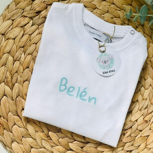Camiseta con Nombre Bordado