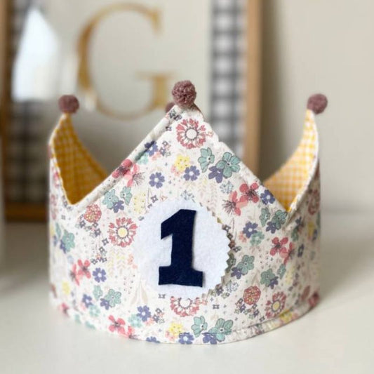 Corona cumpleaños Mía - Rosa